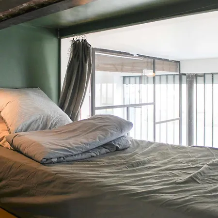 Atypical With Garden Apartamento